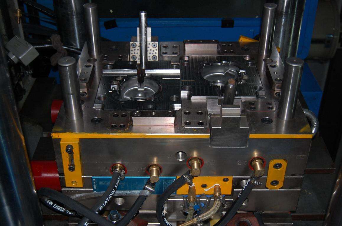 塑膠模具開模 模具研發 精密注塑模具 質量保證