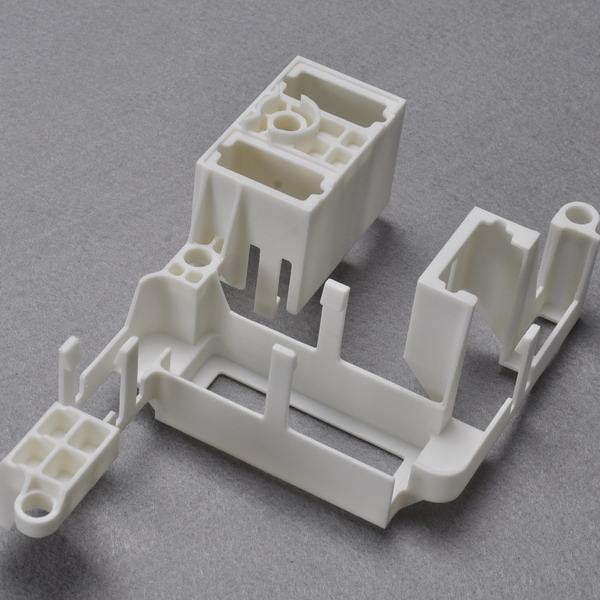 深圳韋克 精密塑膠模具與CNC塑膠加工的卓越服務商