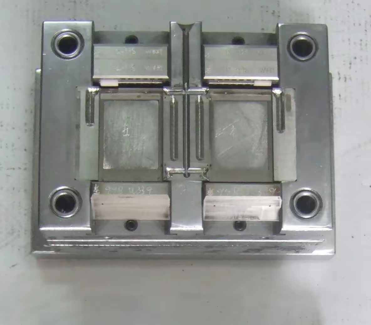 探秘中國手機模具制造翹楚 東莞市馬馳科精密制品的卓越之道